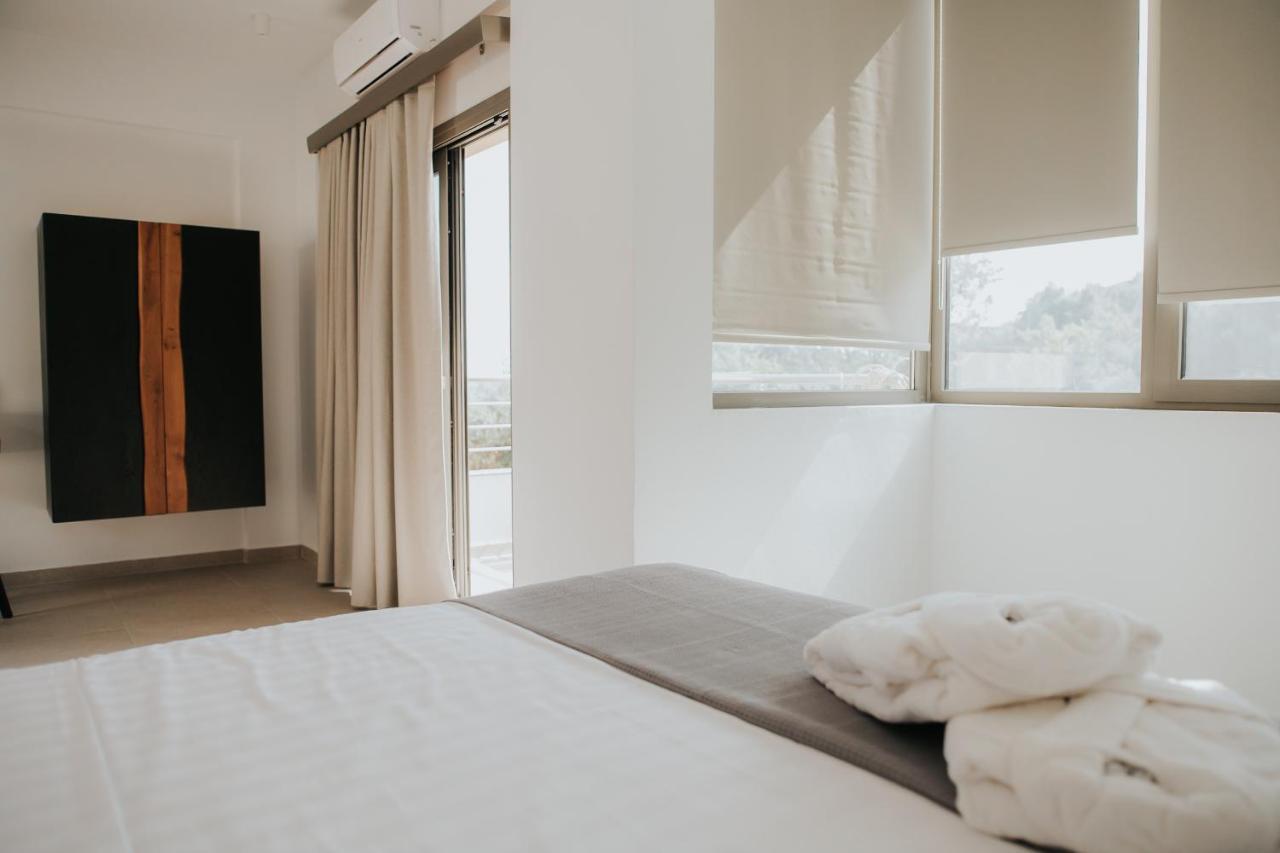 Elia Boutique Hotel Parga Esterno foto