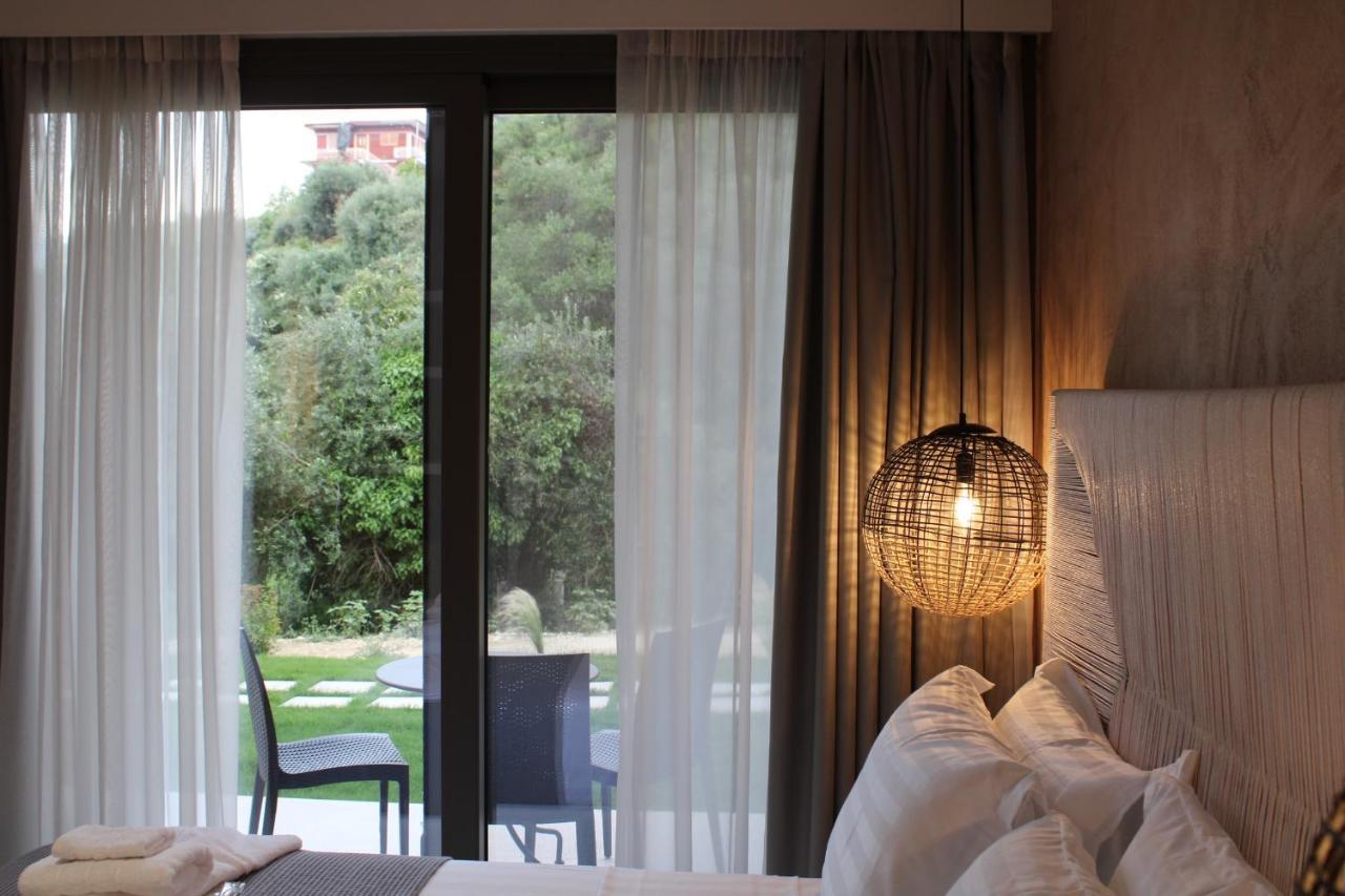 Elia Boutique Hotel Parga Esterno foto
