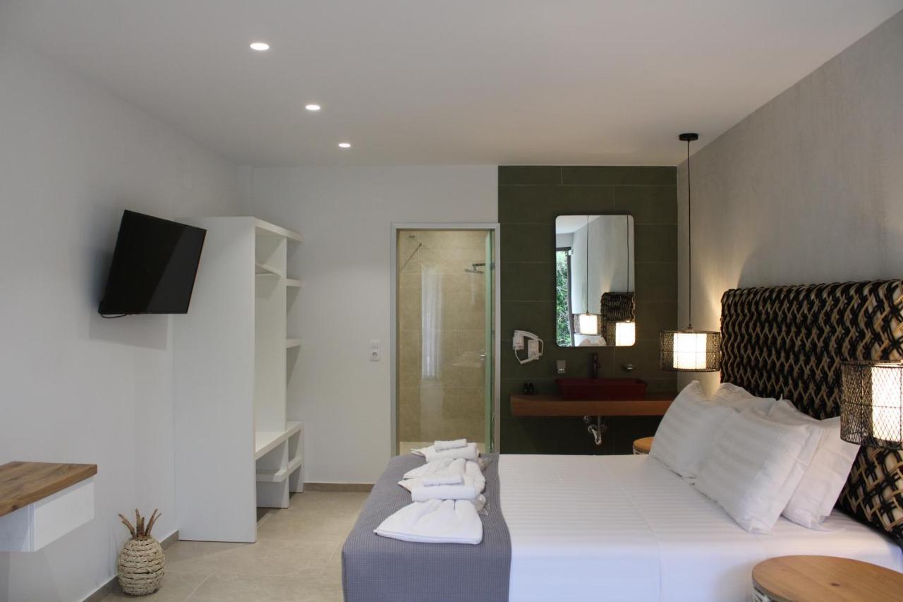 Elia Boutique Hotel Parga Esterno foto